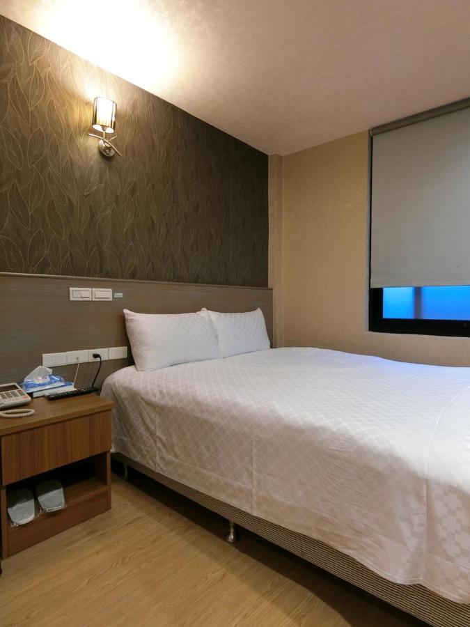 Taiwan Seven Days Boutique Hotel Тайбей Екстер'єр фото