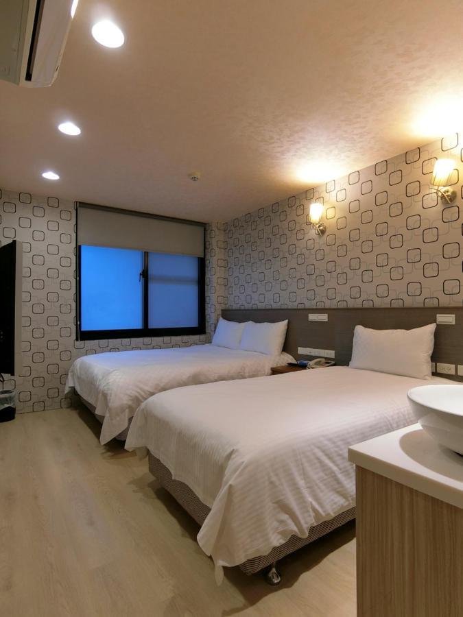 Taiwan Seven Days Boutique Hotel Тайбей Екстер'єр фото